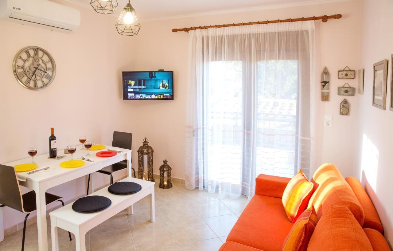 Konstantina & Evgenia Deluxe Apartment Nea Peramos (Macedonia) Exterior foto