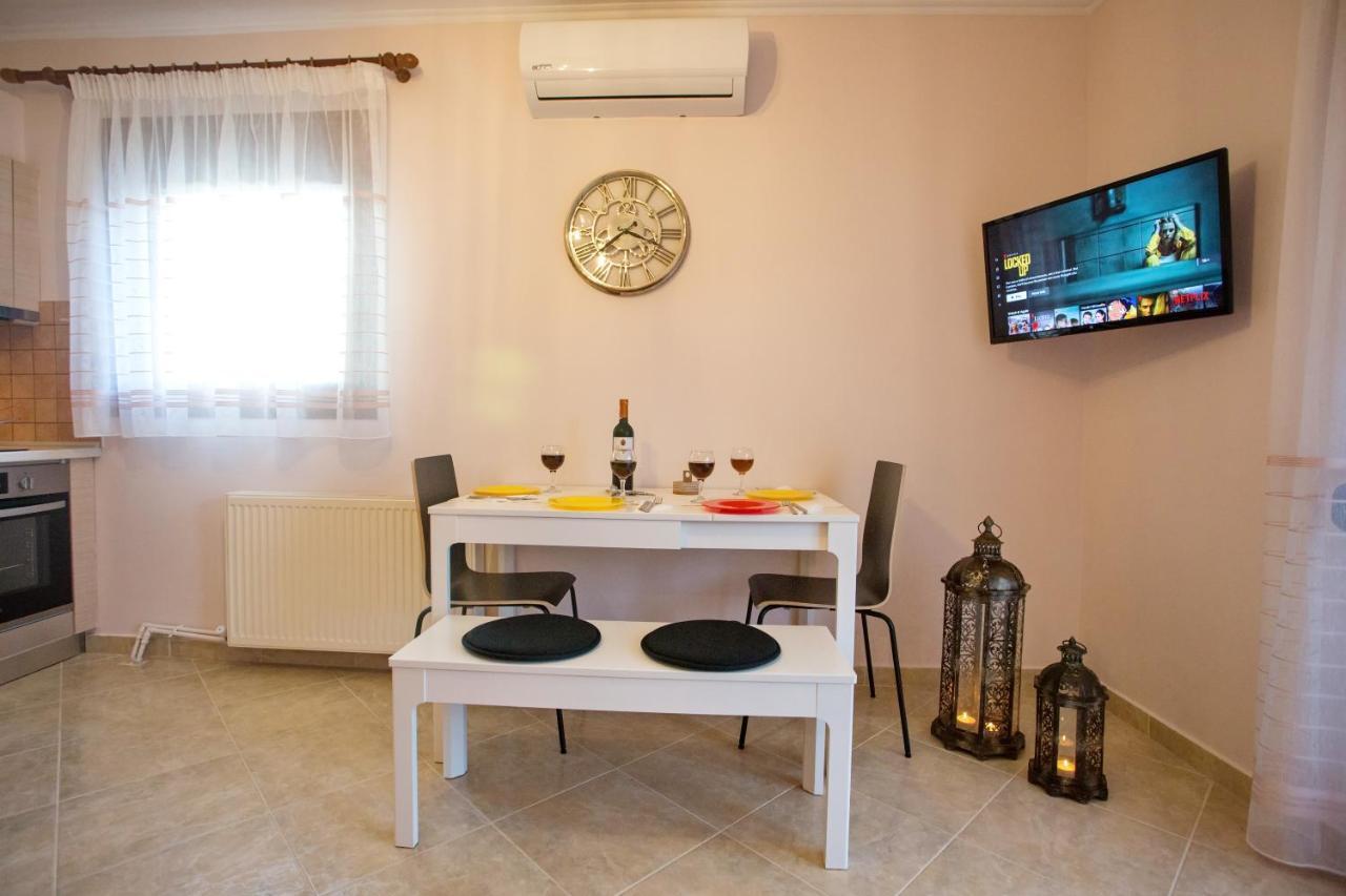 Konstantina & Evgenia Deluxe Apartment Nea Peramos (Macedonia) Exterior foto
